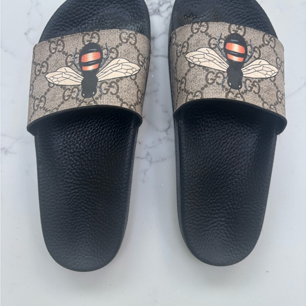 Gucci Black and Beige Bee Slide Sandals
